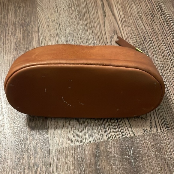Madewell The Makeup Pouch - Picture 12 of 13